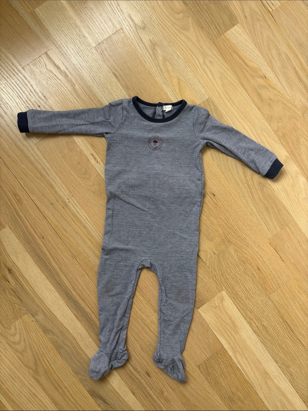 Lil Legs Baby Gray Long-Sleeve Footed One-Piece with Navy Trim